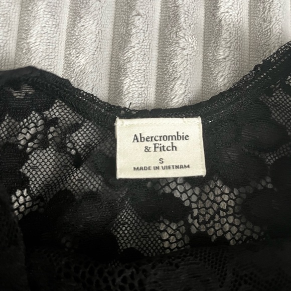 Abercrombie & Fitch Black Lace Blouse - Picture 4 of 5